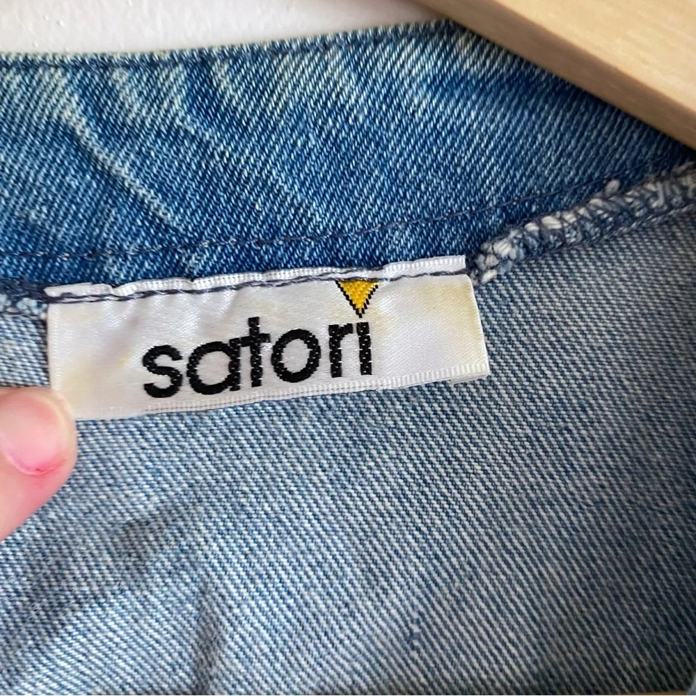 Vintage Cottagecore Lacy Floral Denim Vest - Picture 13 of 13